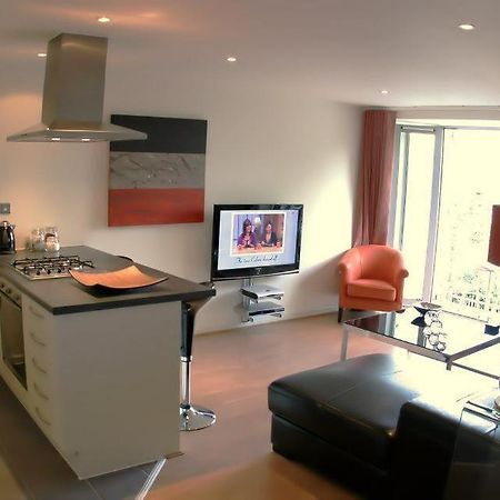 Chelmsford Serviced Apartments Bagian luar foto