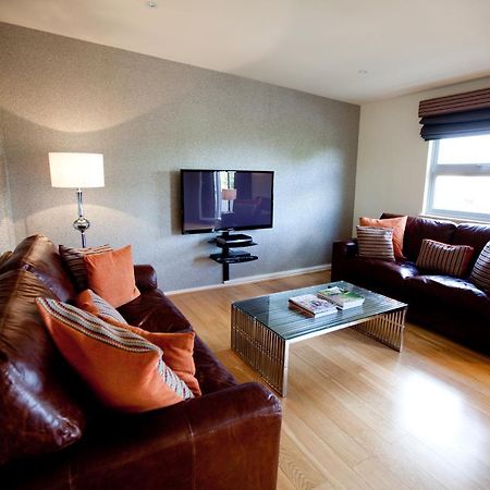 Chelmsford Serviced Apartments Bagian luar foto