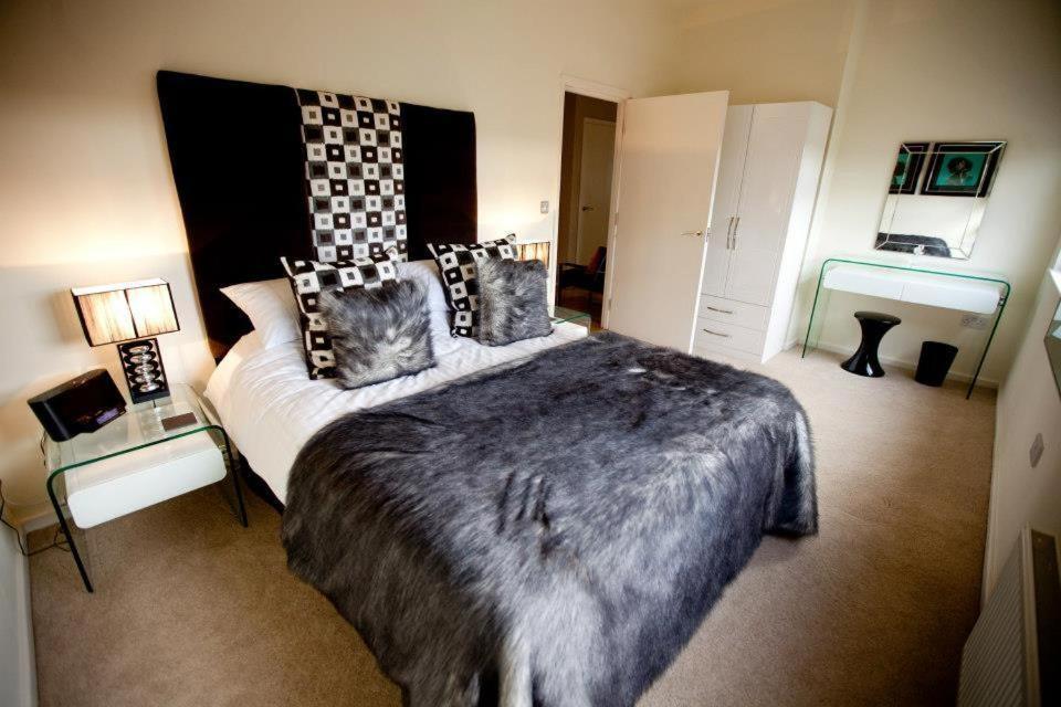 Chelmsford Serviced Apartments Bagian luar foto